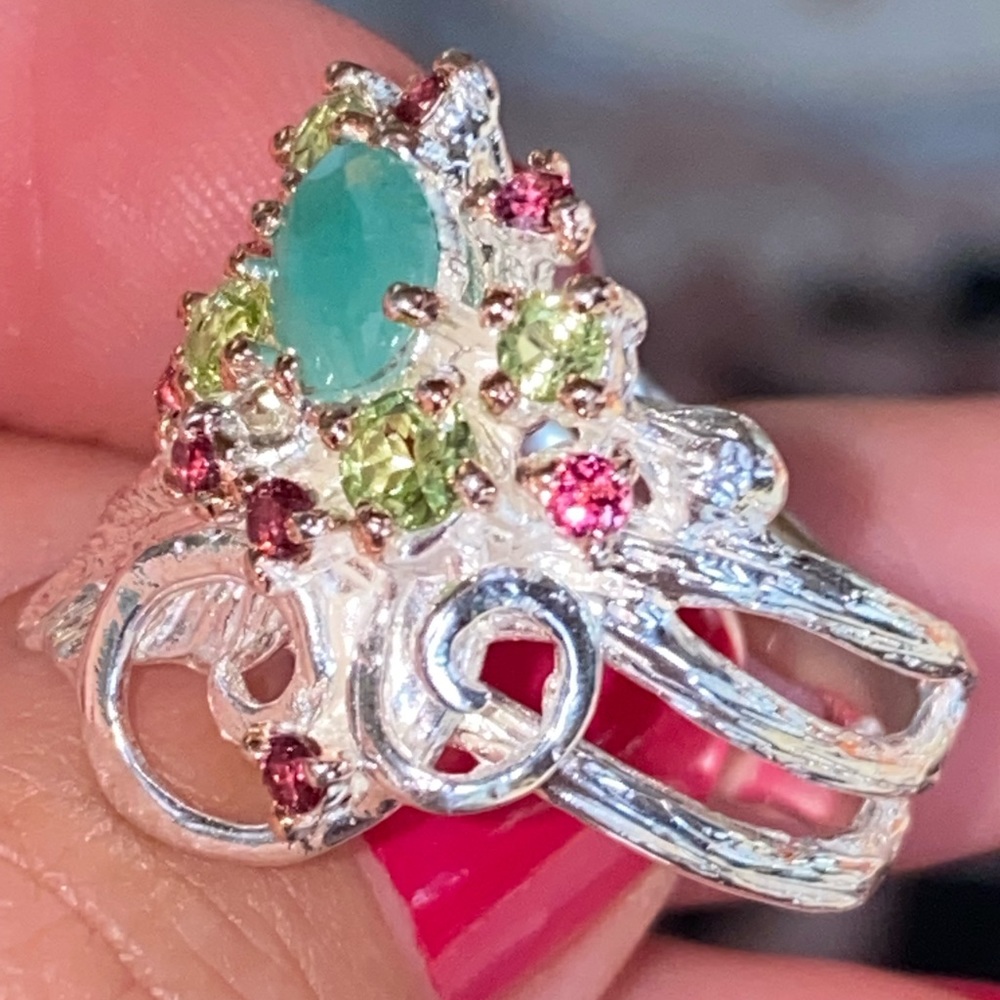 Charming Genuine Emerald Ring With Gemstones - image 6